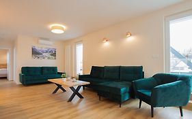 VacationClub - Apartamenty Zakopiańskie Apartament 438